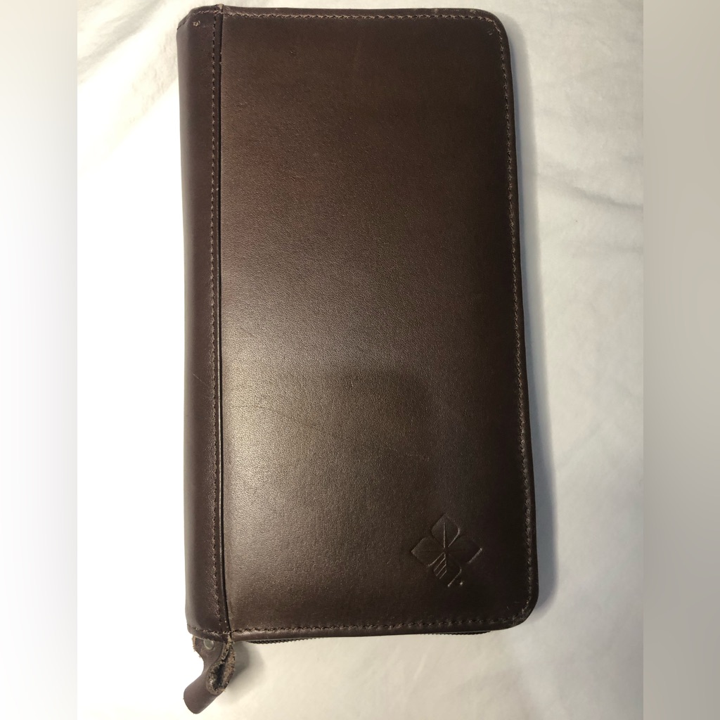 Leeds Patricia Nash Business Accessories Brown Leather Zip Around Organizer